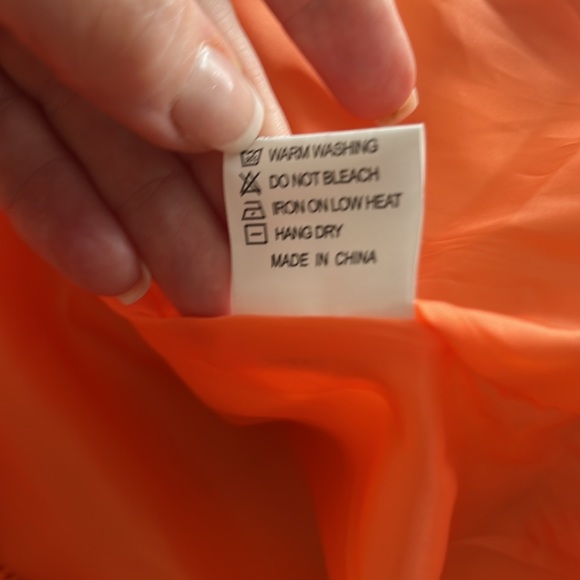 🧡🧡Crop Puffer Jacket🧡🧡 - Picture 8 of 8